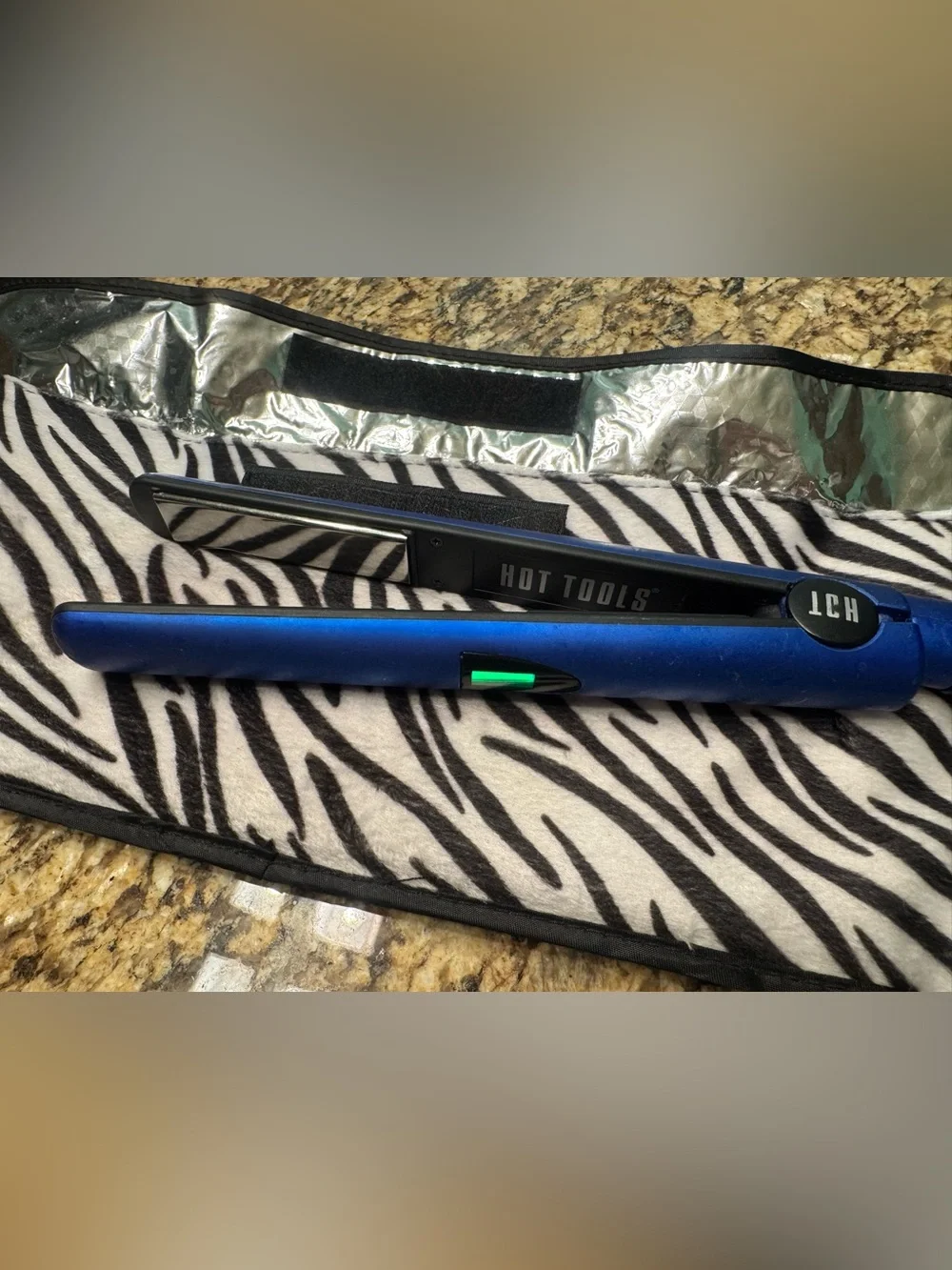 Hot Tools Blue Ceramic Flat Iron Hair Straightener